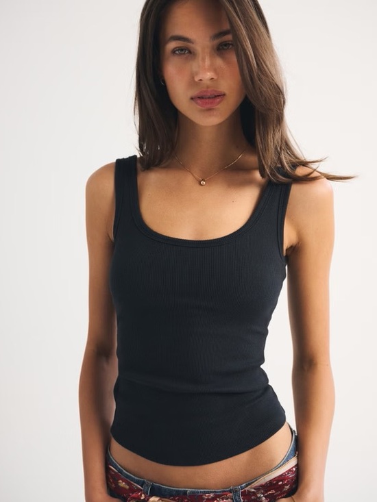 Abercrombie & Fitch Tops - bra-free rib tuckable scoopneck tank